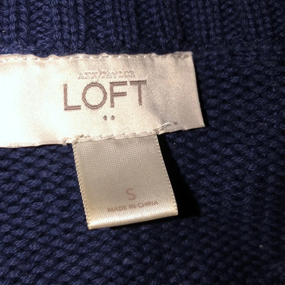 Ann Taylor LOFT small blue & white striped sweater - Picture 4 of 5